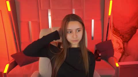 tinynataliee online show from November 25, 2025, 7:30 am