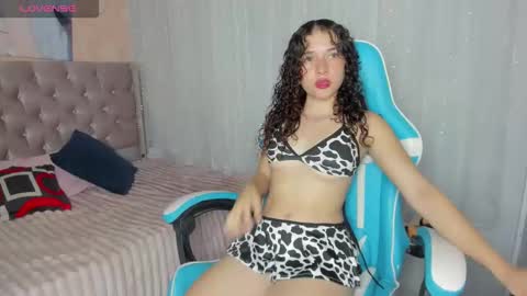 Snapshot of tinysophi chatting on October 24, 2025, 1:57 am tinysophi online show from October 24, 2025, 1:57 am