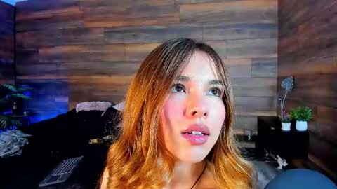 Snapshot of tinyw0nder chatting on October 29, 2025, 9:49 pm Instagram  tinyw0nder online show from October 29, 2025, 9:49 pm