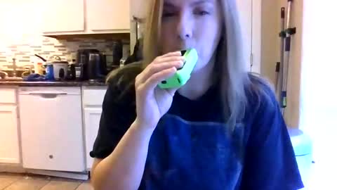 tinywithtiddies online show from March 20, 2026, 1:16 pm