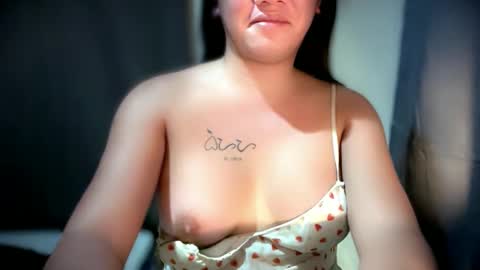 Snapshot of tipmebabex chatting on May 19, 2026, 11:44 pm tipmebabex online show from May 19, 2026, 11:44 pm