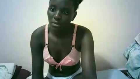 Snapshot of tishah chatting on October 21, 2025, 1:06 am Roshan online show from October 21, 2025, 1:06 am