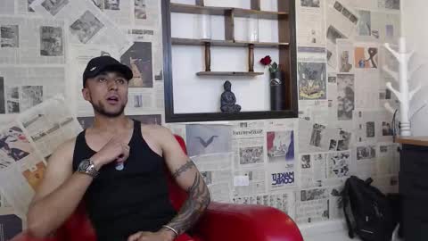 titan_live online show from February 19, 2026, 9:33 pm