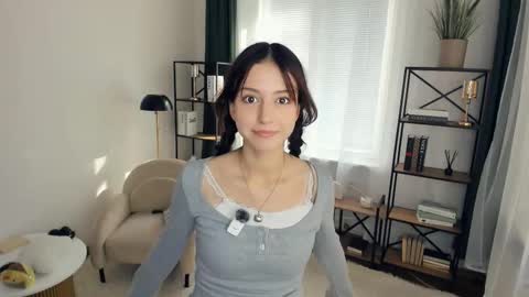 Megan online show from September 15, 2025, 8:25 am
