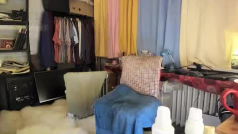 Snapshot of tittkiss chatting on October 24, 2025, 7:49 am liebe es mich nackt vor der cam zu zeigen online show from October 24, 2025, 7:49 am