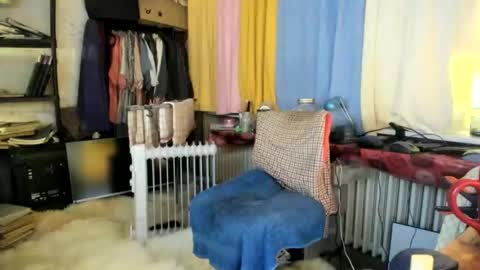 Snapshot of tittkiss chatting on April 25, 2026, 7:55 am liebe es mich nackt vor der cam zu zeigen online show from April 25, 2026, 7:55 am