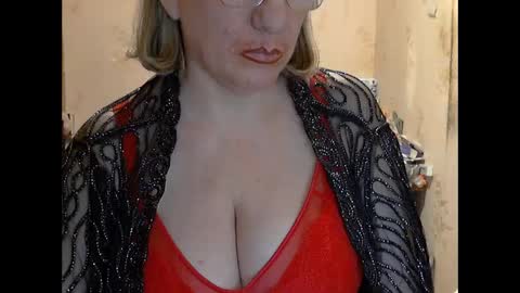 Snapshot of tittylina chatting on December 19, 2024, 5:51 am tittylina online show from December 19, 2024, 5:51 am