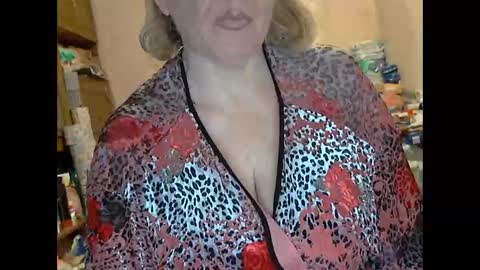 Snapshot of tittylina chatting on September 29, 2025, 7:40 pm tittylina online show from September 29, 2025, 7:40 pm