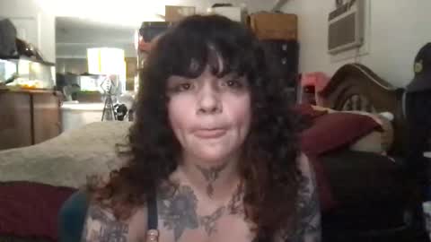 formerly bigtittygothwhore online show from November 16, 2025, 10:15 pm