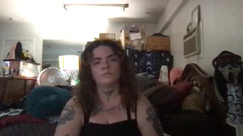 Snapshot of titzntattz chatting on March 27, 2026, 1:11 am formerly bigtittygothwhore online show from March 27, 2026, 1:11 am