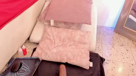 Tivizay online show from January 29, 2025, 2:42 pm