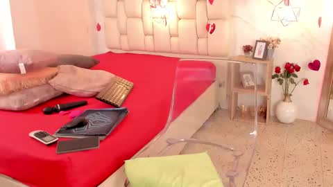 Tivizay online show from February 15, 2025, 2:22 pm