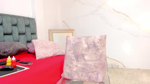 Tivizay online show from October 17, 2025, 2:41 pm