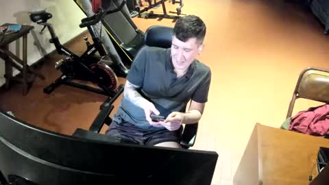 tiziano24yo online show from September 14, 2025, 7:07 am