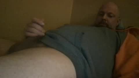 Snapshot of tmacdaddy82 chatting on February 20, 2025, 2:40 am tmacdaddy82 online show from February 20, 2025, 2:40 am
