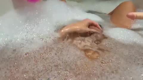 Toady online show from November 26, 2025, 9:38 pm