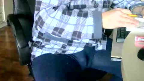 Tobiko online show from March 5, 2025, 1:28 pm