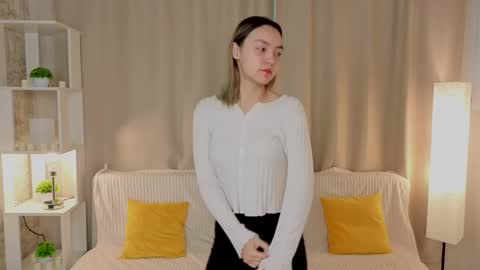 Lin online show from April 9, 2026, 4:34 am