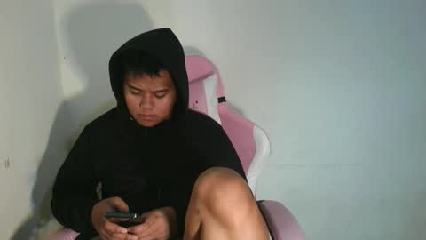 toby_hammer online show from September 17, 2025, 2:35 am