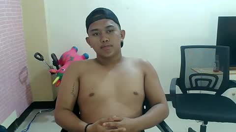 toby_hammer online show from October 27, 2025, 7:23 am