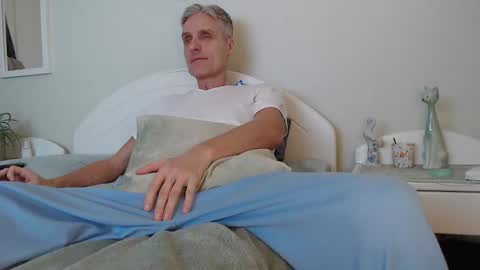 Daniel Bisexual uncut 20cm online show from January 18, 2025, 2:33 pm