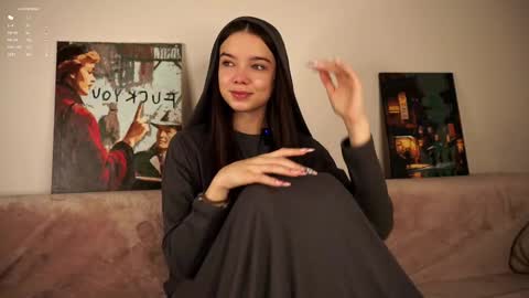 togiveupyourselfbabe online show from September 10, 2025, 11:10 am