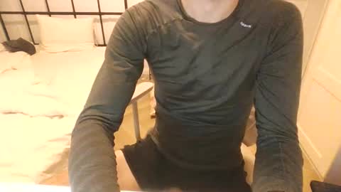 Snapshot of toja112 chatting on December 17, 2024, 2:11 pm Martin online show from December 17, 2024, 2:11 pm