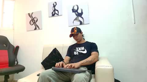 toji lee online show from December 21, 2025, 8:27 pm