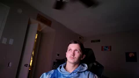 Snapshot of tokensarefun12801 chatting on March 29, 2026, 5:35 pm tokensarefun12801 online show from March 29, 2026, 5:35 pm