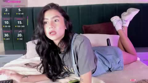 Snapshot of tokioox chatting on November 9, 2025, 8:40 pm tokio online show from November 9, 2025, 8:40 pm