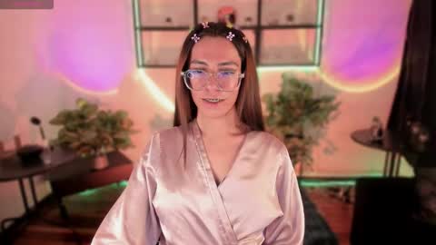 tokkyo__ online show from November 14, 2025, 3:27 am