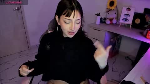 Snapshot of toky222 chatting on November 15, 2025, 2:53 am Tokyo online show from November 15, 2025, 2:53 am