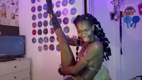 Athena Fantasy online show from December 30, 2024, 9:08 pm