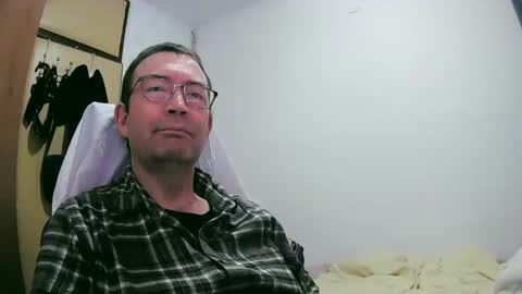 tolon408472 online show from January 7, 2025, 7:49 pm