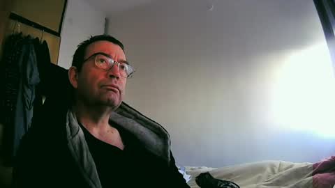 tolon408472 online show from January 8, 2025, 11:10 am