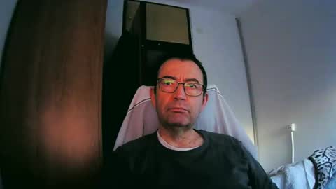 tolon408472 online show from January 10, 2025, 7:46 am