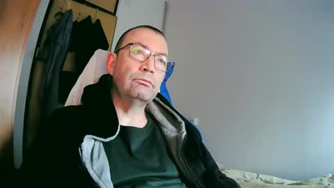 tolon408472 online show from January 21, 2025, 8:52 am