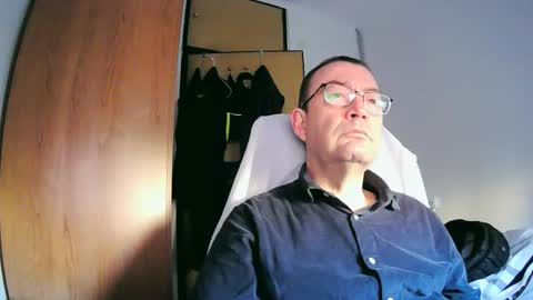 tolon408472 online show from February 5, 2025, 8:00 am