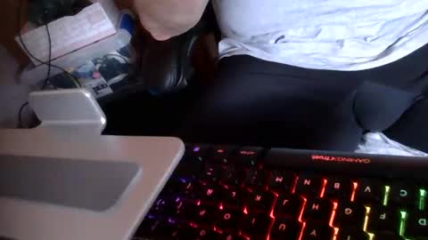 Snapshot of tolon408472 chatting on September 13, 2025, 12:05 pm tolon408472 online show from September 13, 2025, 12:05 pm