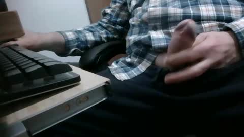 tolon408472 online show from January 13, 2026, 7:52 pm