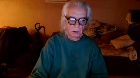 Snapshot of tom112292014 chatting on February 11, 2026, 2:16 am tom112292014 online show from February 11, 2026, 2:16 am