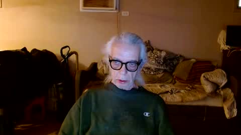 Snapshot of tom112292014 chatting on March 3, 2026, 6:58 pm tom112292014 online show from March 3, 2026, 6:58 pm