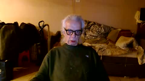 Snapshot of tom112292014 chatting on March 8, 2026, 2:59 am tom112292014 online show from March 8, 2026, 2:59 am