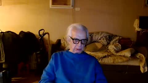 Snapshot of tom112292014 chatting on March 15, 2026, 2:28 am tom112292014 online show from March 15, 2026, 2:28 am