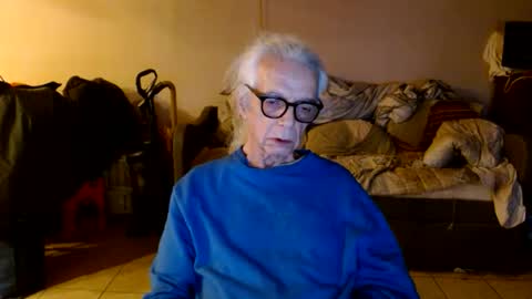 Snapshot of tom112292014 chatting on March 21, 2026, 11:08 pm tom112292014 online show from March 21, 2026, 11:08 pm