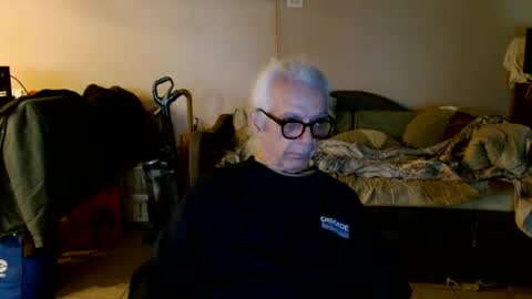 Snapshot of tom112292014 chatting on March 30, 2026, 1:01 pm tom112292014 online show from March 30, 2026, 1:01 pm