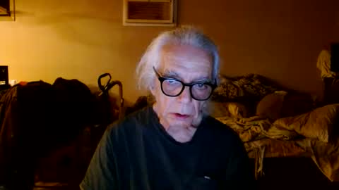 Snapshot of tom112292014 chatting on April 18, 2026, 3:10 am tom112292014 online show from April 18, 2026, 3:10 am
