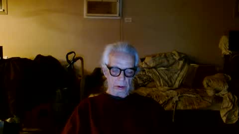 Snapshot of tom112292014 chatting on May 1, 2026, 12:59 am tom112292014 online show from May 1, 2026, 12:59 am