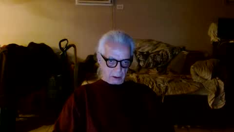 Snapshot of tom112292014 chatting on May 3, 2026, 12:38 am tom112292014 online show from May 3, 2026, 12:38 am