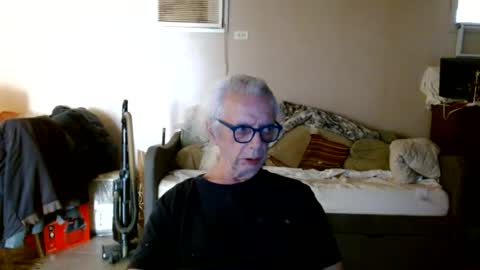 tom112292014 online show from June 13, 2026, 7:12 pm